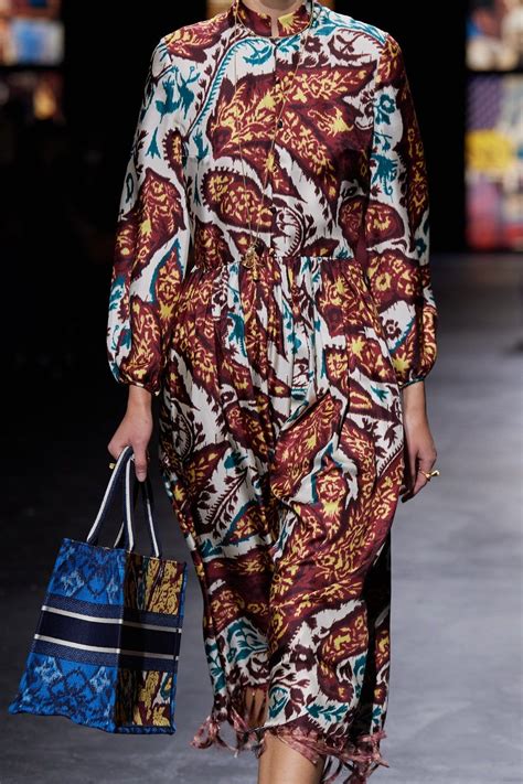 dior batik
